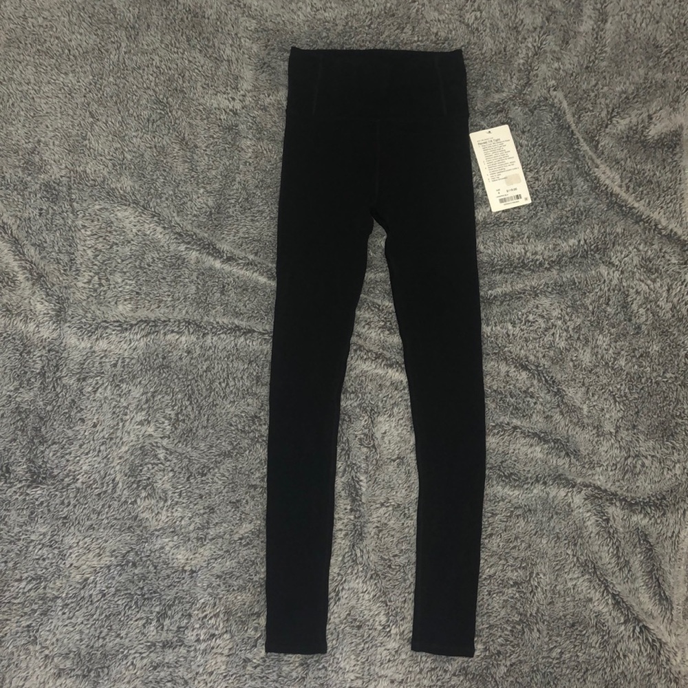 NWT lululemon reveal 7/8 tight
